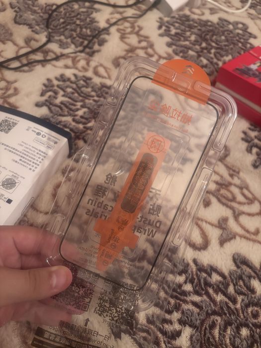 Продается защитное стекло на iPhone 15Promax