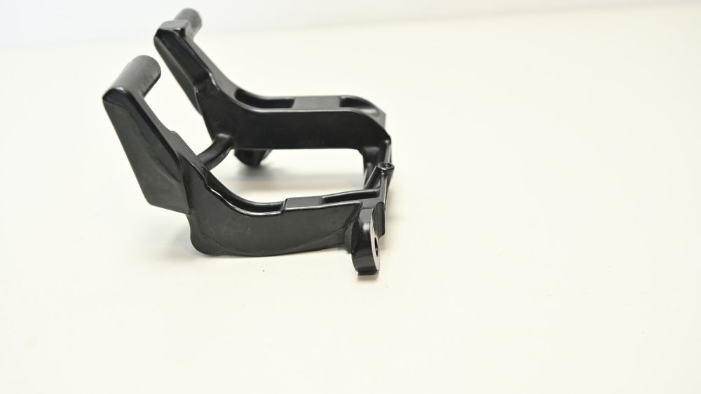 Suport Prindere Radiator Ulei Ducati Diavel 1200 2010 - 2017