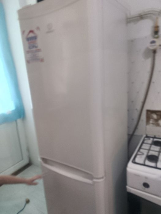 Холодильник индезит