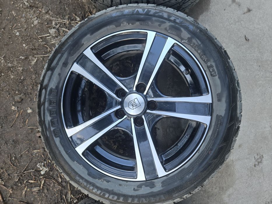 Продам летние шины с дисками