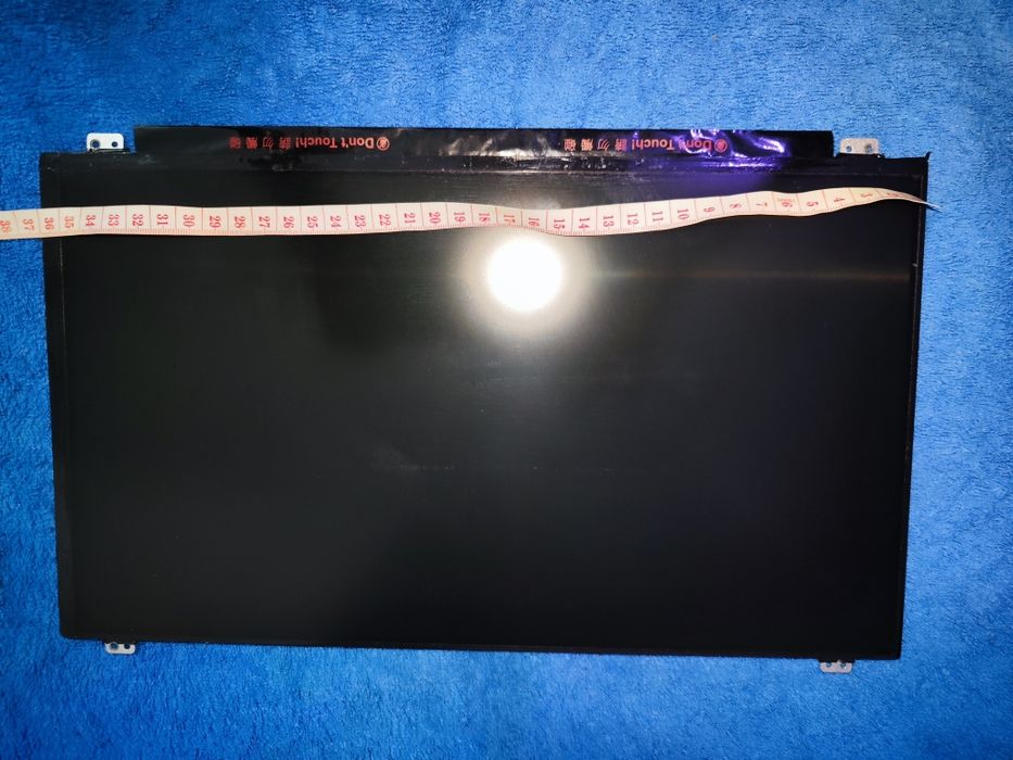 Продам экран от ноутбука 15.6"