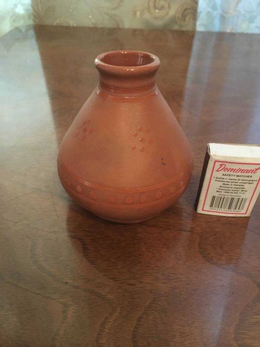 Продается вазочка керамика