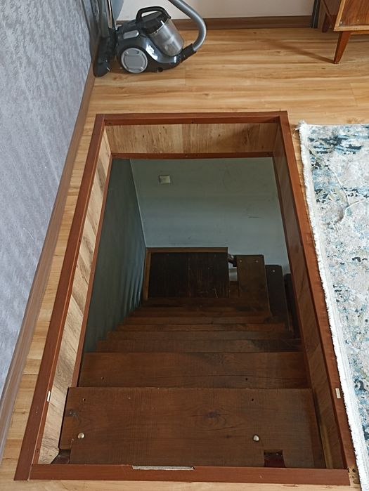 Продам 2-х эт. дачу на Пестром