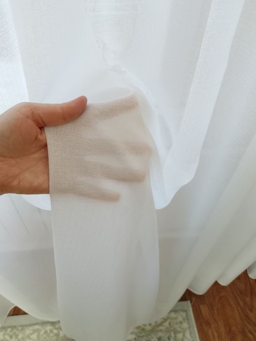 Продам шттор с тюлом в комплекте