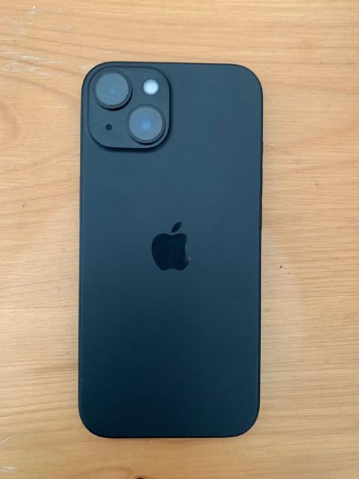 Vand iphone 15 in stare ca nou