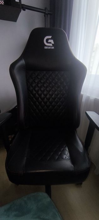 Scaun gaming utilizat