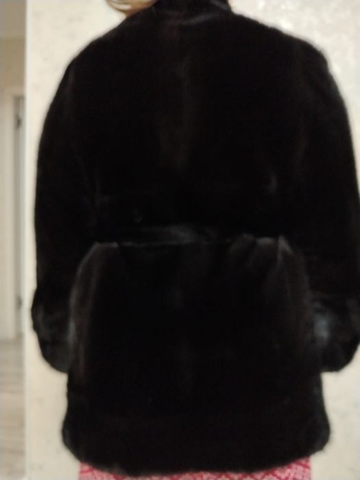 Продам норковую шубу