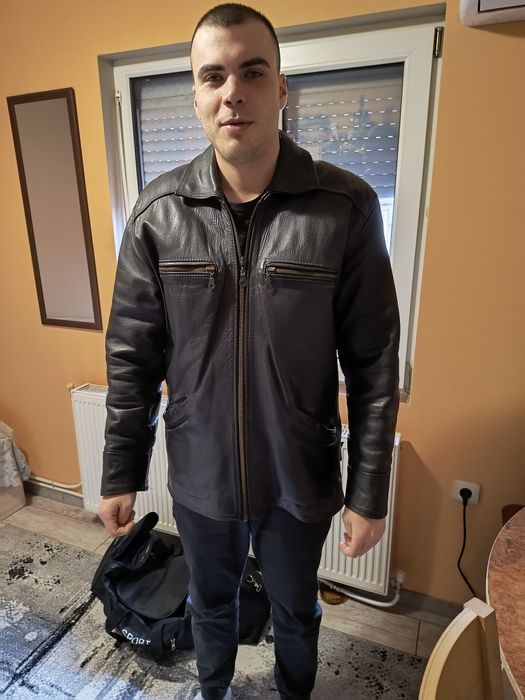 Кожено палто .Телешки бокс.