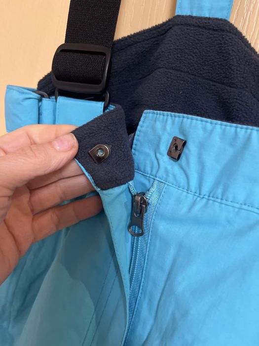 Топъл ски гащеризон за ръст 140 см.