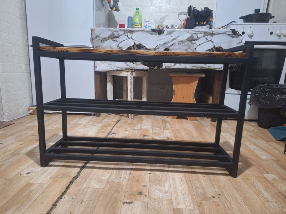 Продам обувницу 25к