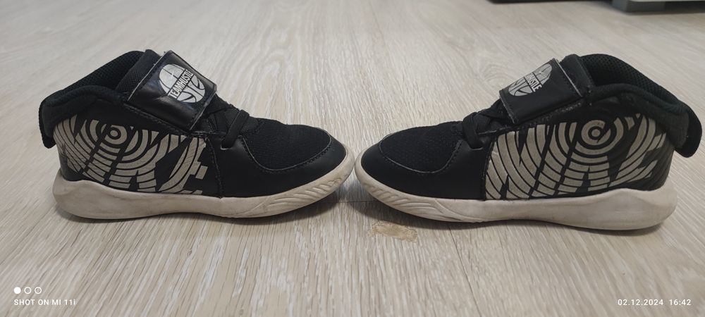 Обувки Adidas N 25/ Nike N 26