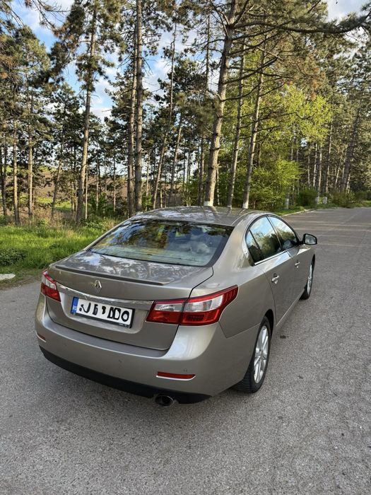 Renault Latitude 2013