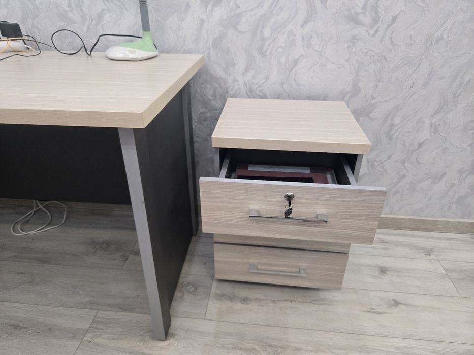 Письменный стол Бухгалтерский