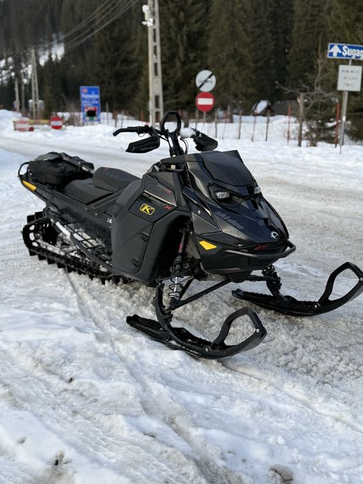 Snowmobil Ski-Doo 850 Turbo R Summit-X  Expert E-tec 154 2023 Gen 5