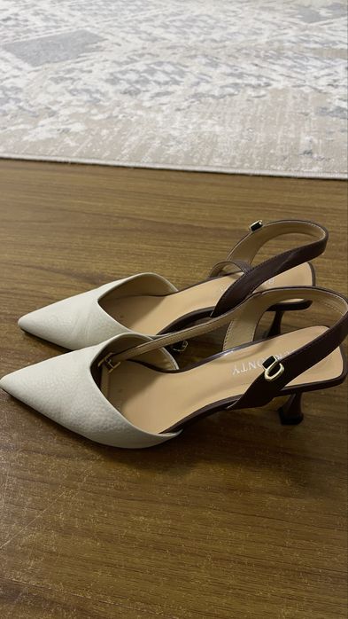 Лодочки из полностью натуральной кожи