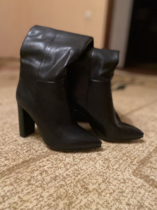 Женские сапоги