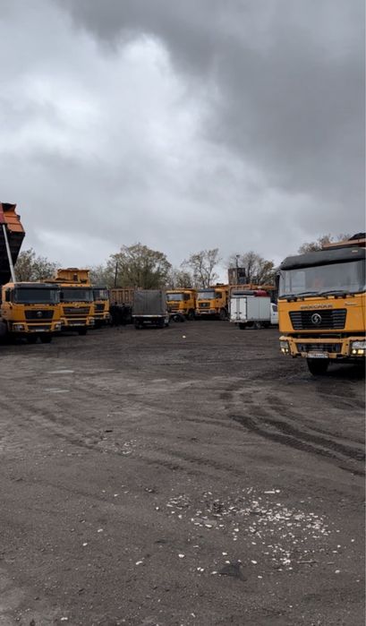 Грузовая стоянка