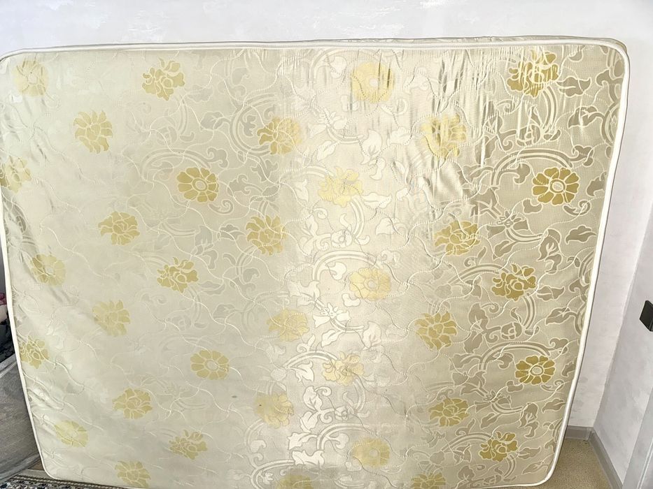 Двуспальный матрас