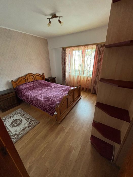 Apartament cu 3 camere
