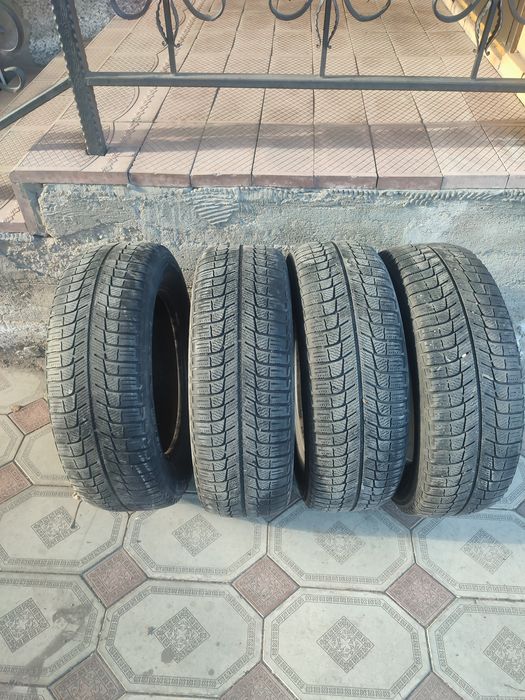 Продам шины 195/65/15