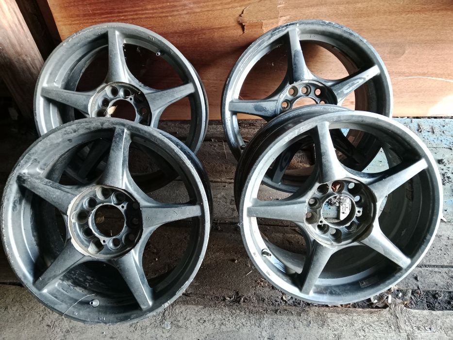 Продам титановые диски на 15