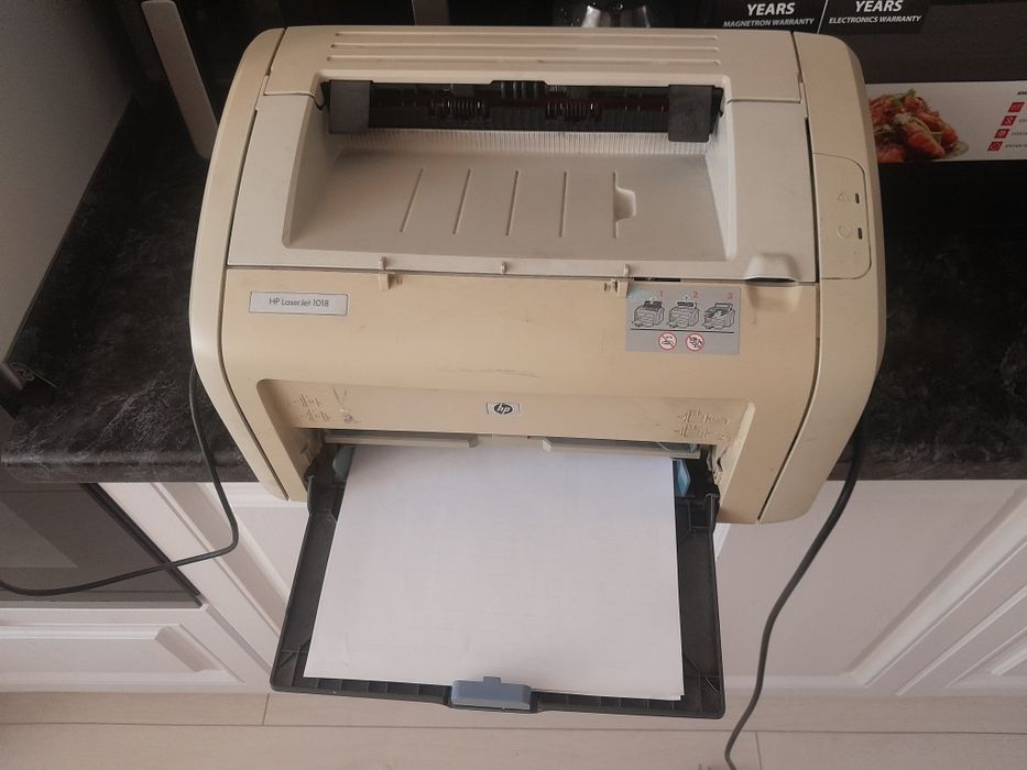 Продам принтер НР 1018