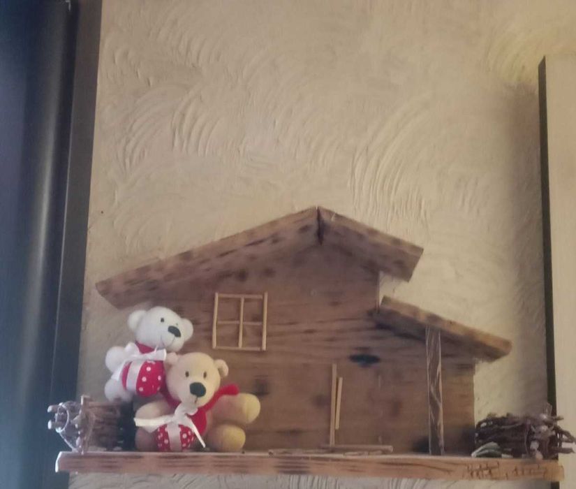 Ръчно изработена къщичка за ключове