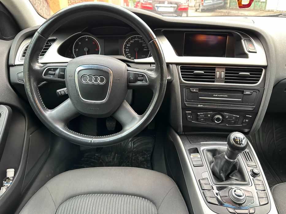 Audi A4 break - 2.0 TDI - 2012