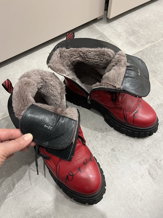 Продам стильные ботинки