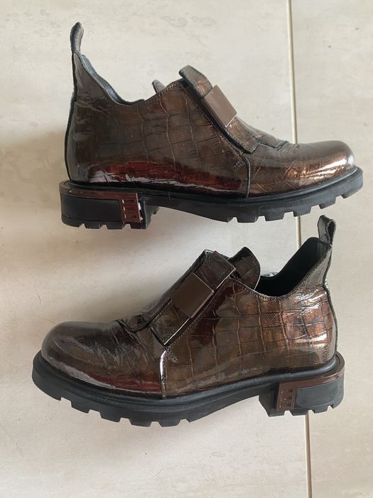 Боти номер 36 в кафяво