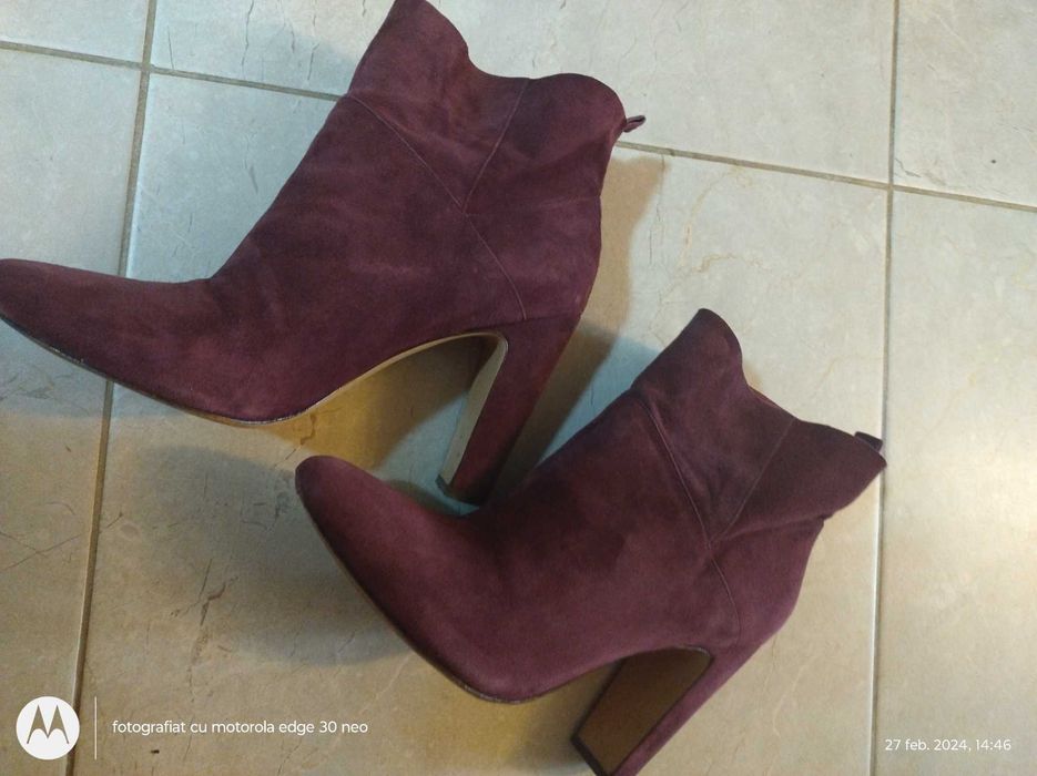 Ghetuțe Rachel Zoe, 39, mov