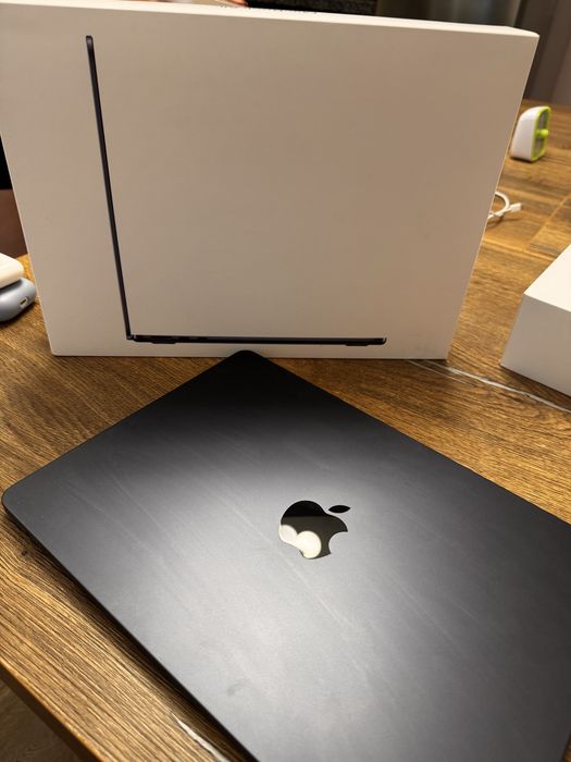 Macbook Air M2 8gb/256gb