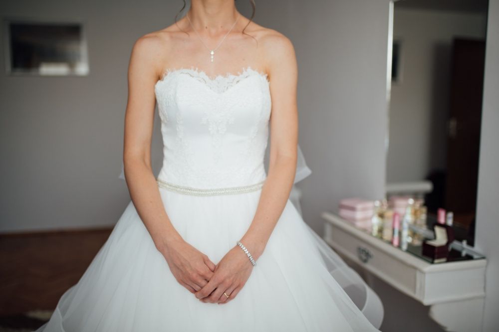15% Reducere! Vand rochie de mireasa model Darsey din colectia Ariamo.