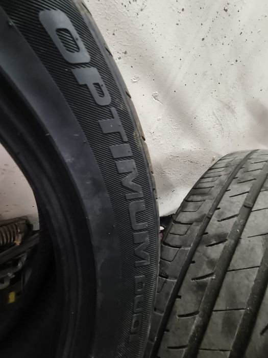 Продам шины 215/55R17