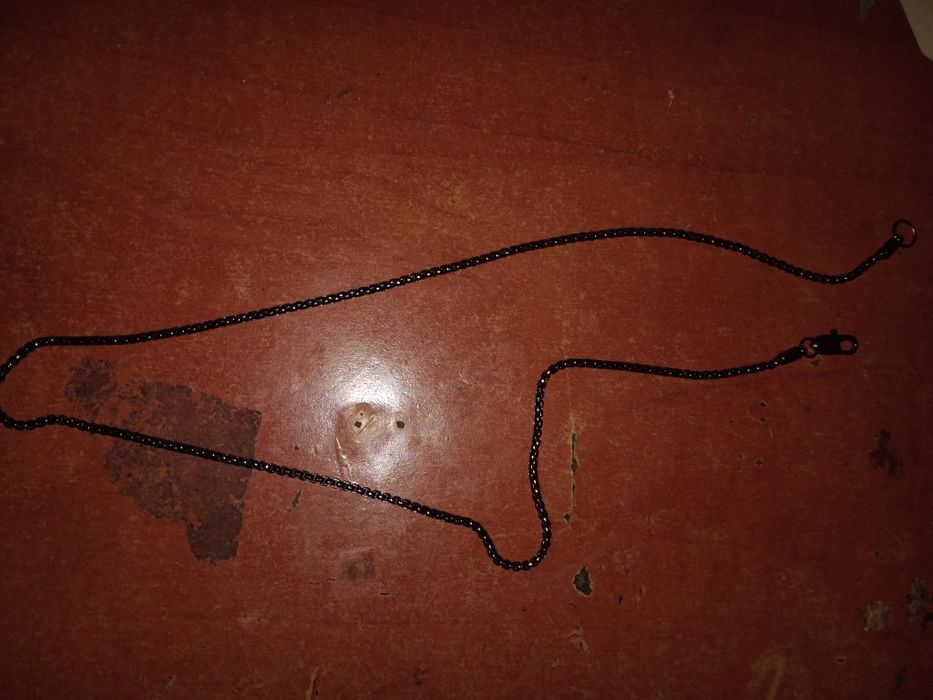 Vând lănțișor din oțel inoxidabil