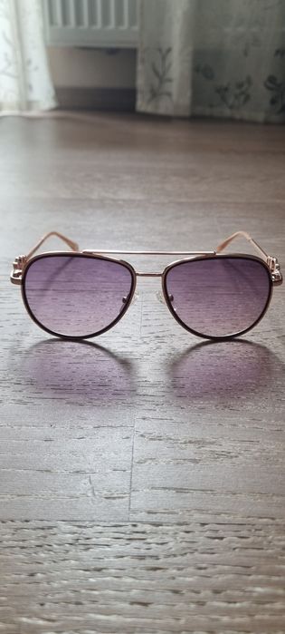 Ochelari de soare NOI Guess