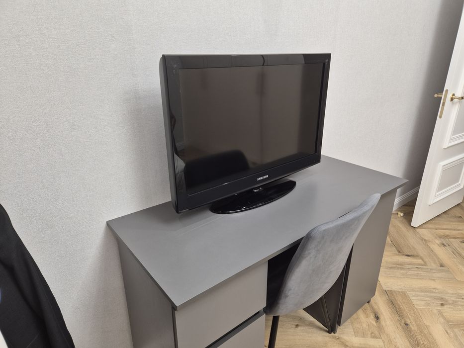 Продам телевизор