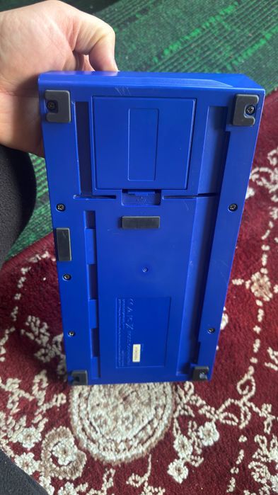 Boss GT 1 sotiladi sastaniyasi narmalni ovoz terilmagan narxi 150$ sro