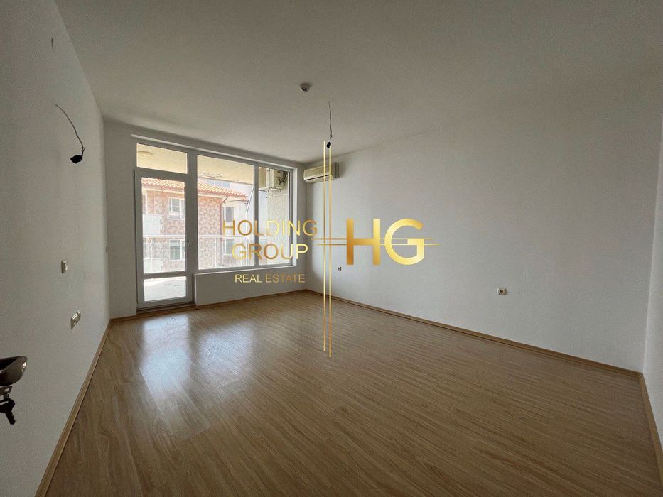 Продава се Тристаен апартамент в Бяла - 231 кв.м за 455 €/кв.м - Снимка #10