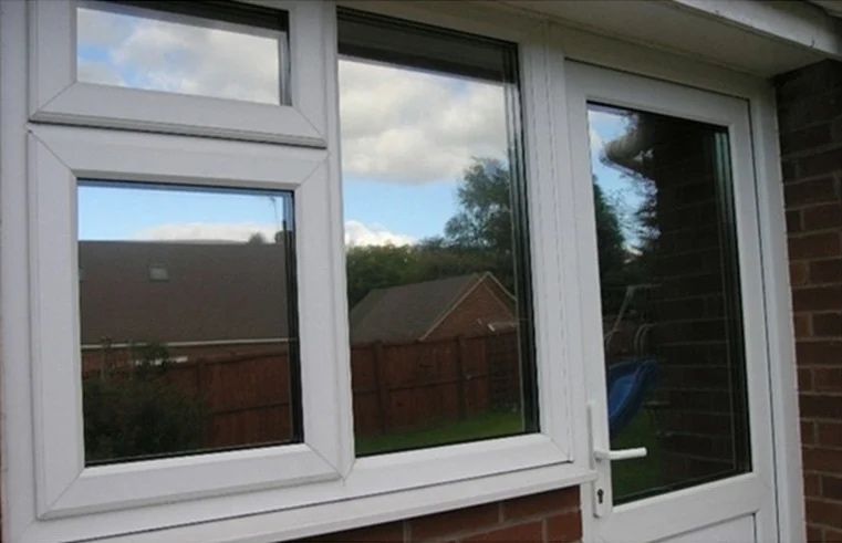 Montaj Folie oglinda si Folie  auto