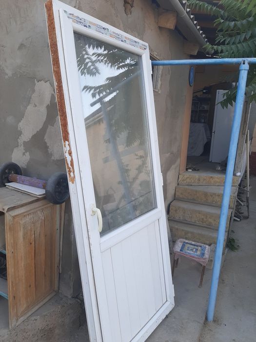 Пластик есік бұрын қолданыста болған
