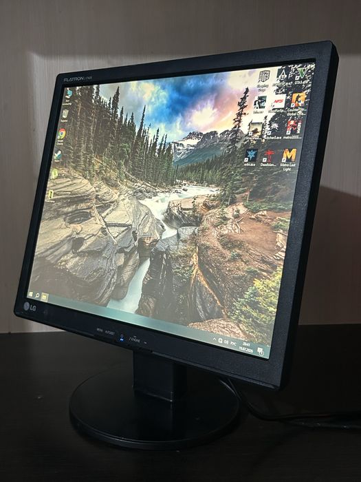 Мониторы LG 17 и 19 диагонали