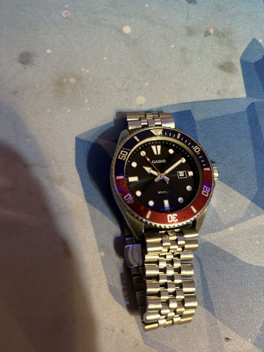 Ceas casio zgariat fara sticla de față