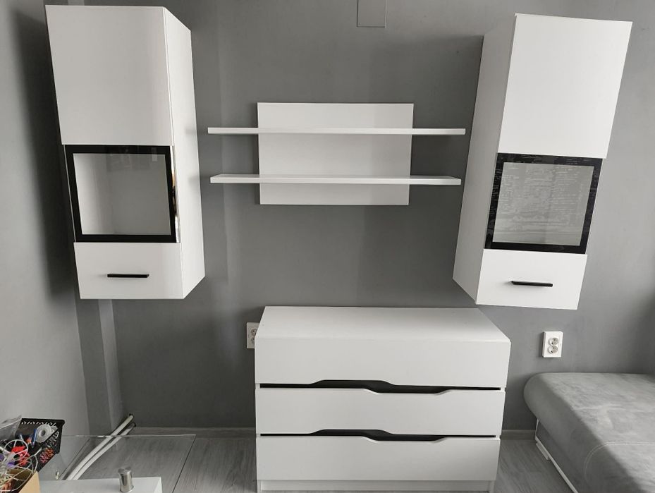 Комплект холни мебели  в гр Девня.