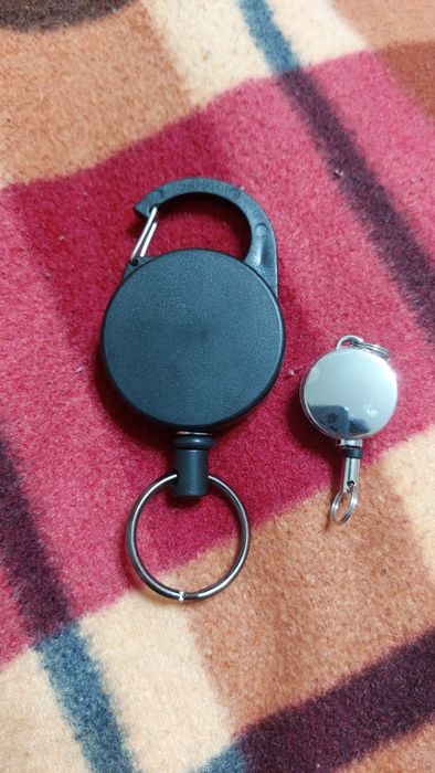 Карабин для ключей с документами