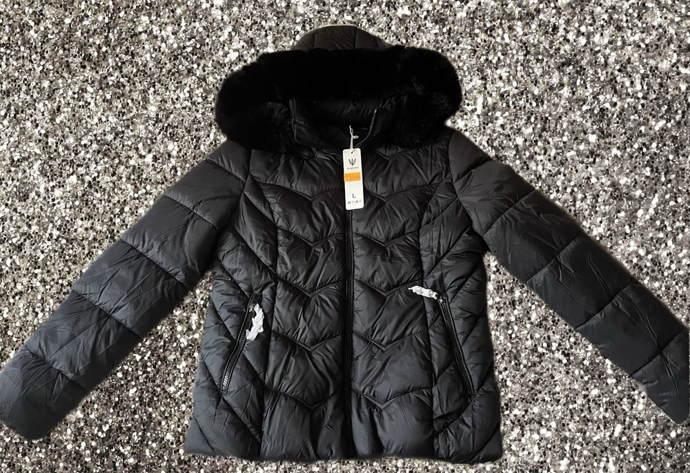 Зимно яке с качулка и пух