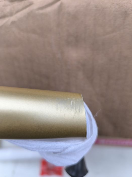 Трапезен стол Мерилин, каптирано кадифе ,златисти стоманени крака