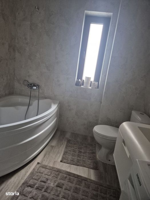 Spre inchiriere ap 3 camere, living , 2 bai