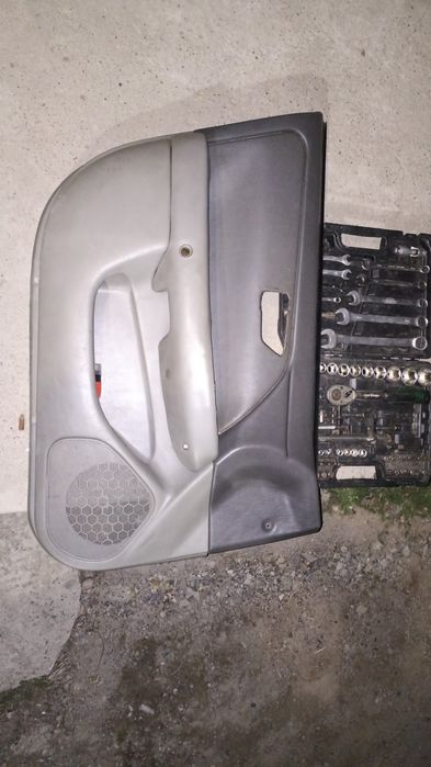 Общивка камри 20