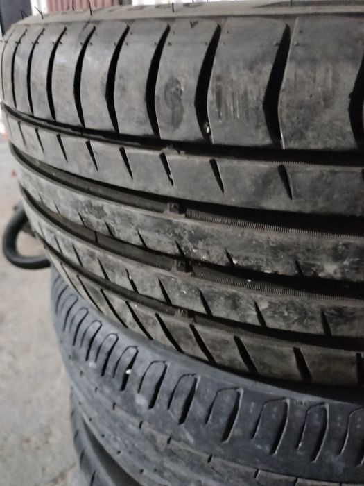 Продам комплект летней резины 225*45 р17